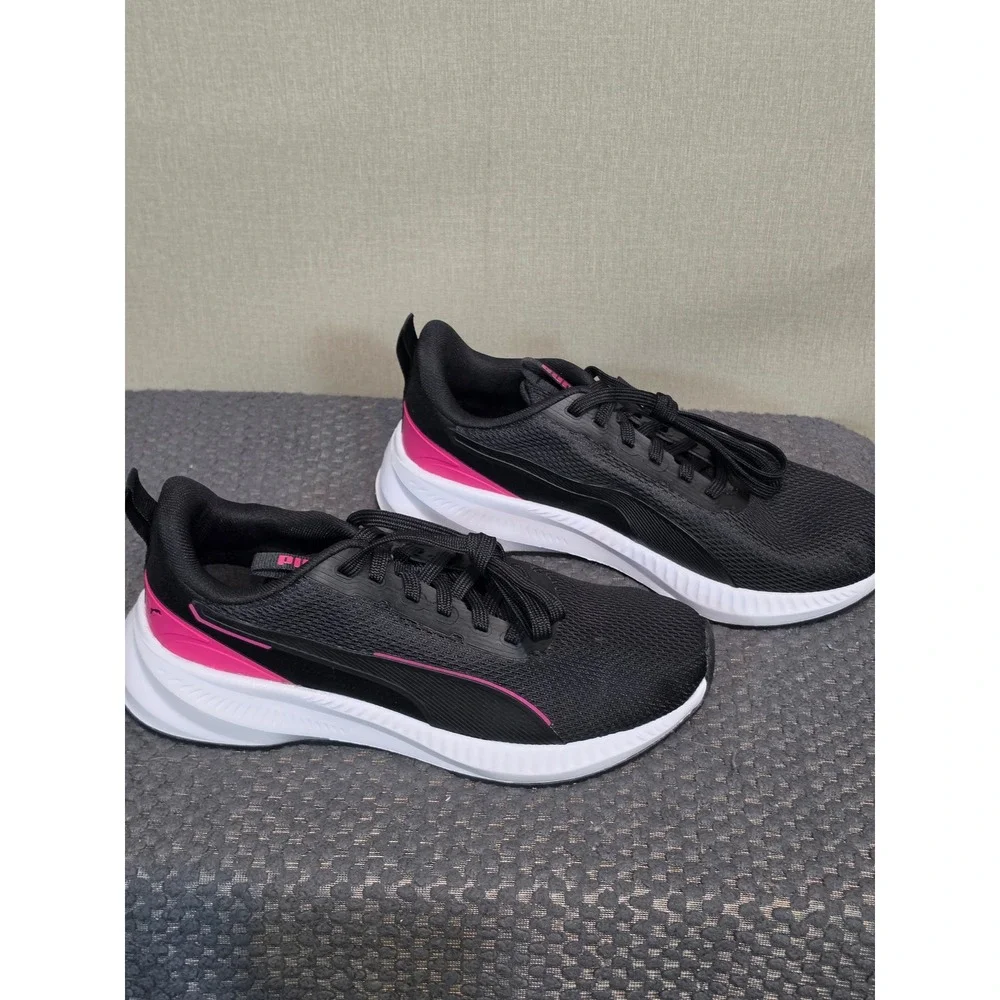 Puma Prowl Slip-On Next Womens 7.5 Black Pink Running Training Shoes 372238-07